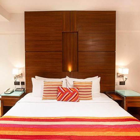 Hotel Bawa Continental Bombay Eksteriør billede