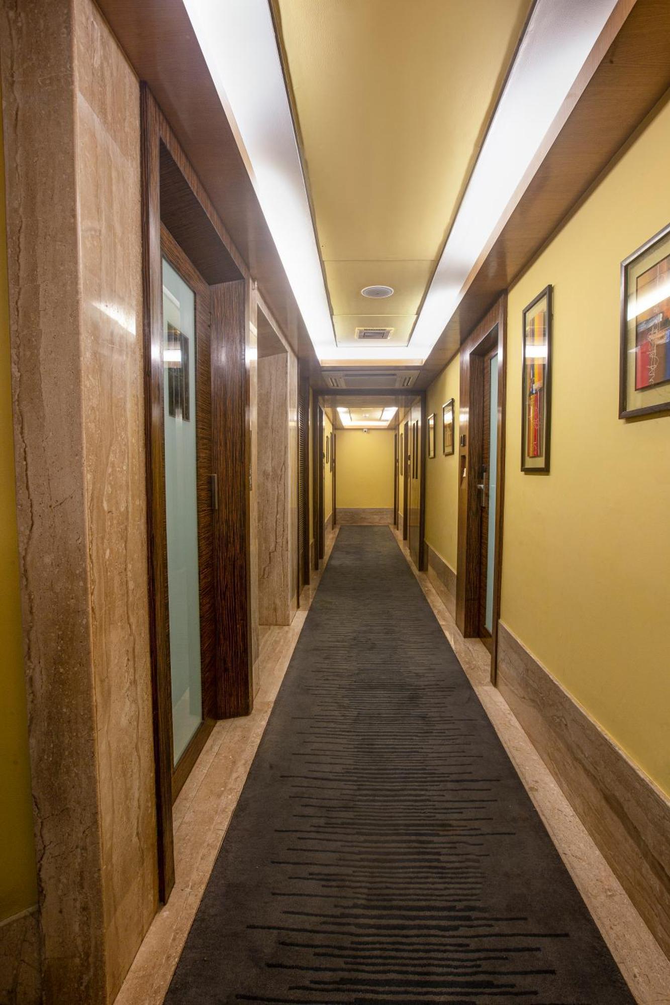 Hotel Bawa Continental Bombay Eksteriør billede