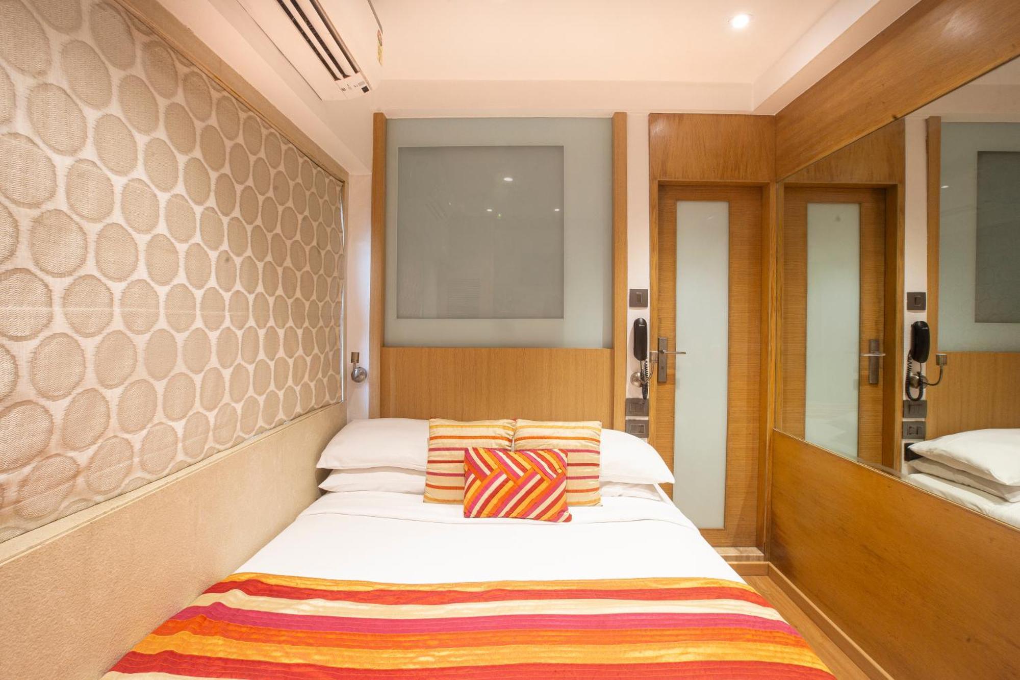 Hotel Bawa Continental Bombay Eksteriør billede