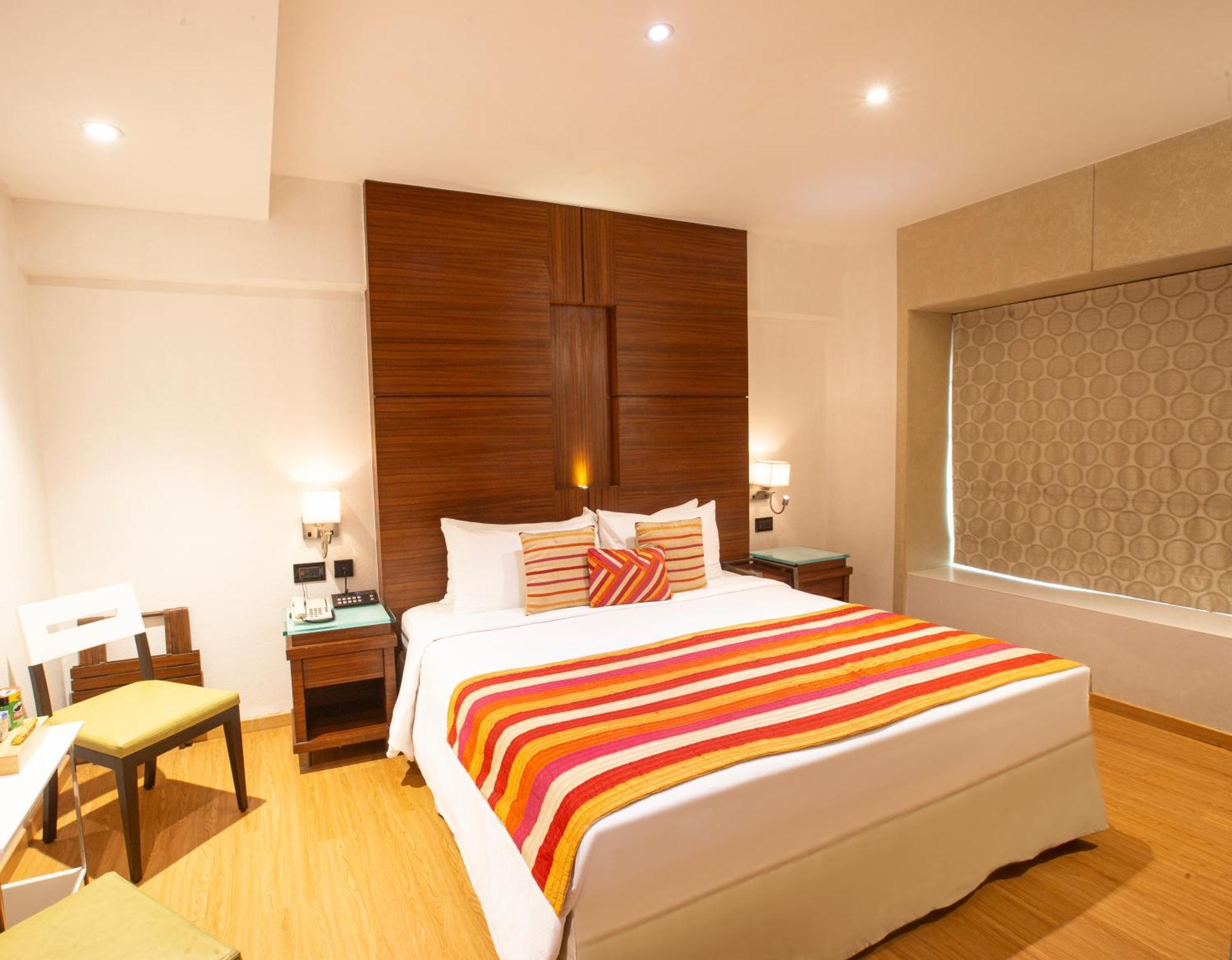 Hotel Bawa Continental Bombay Eksteriør billede