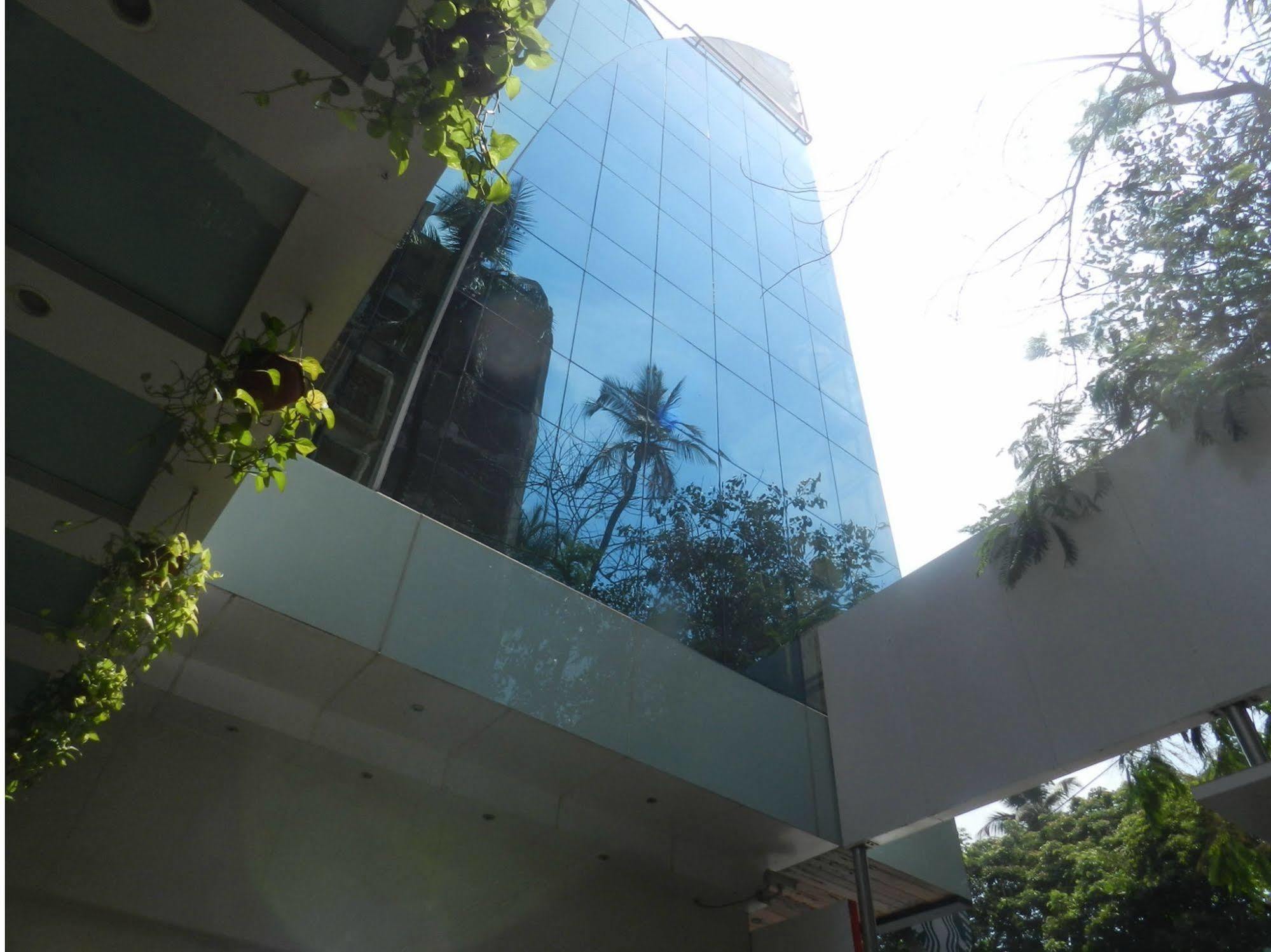 Hotel Bawa Continental Bombay Eksteriør billede