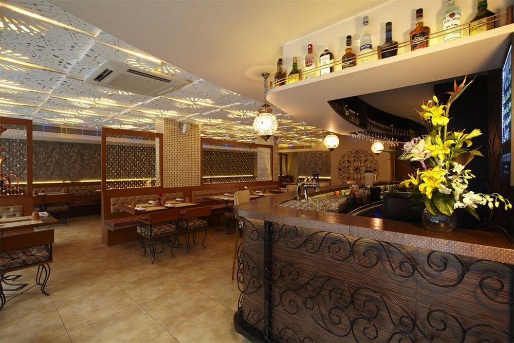 Hotel Bawa Continental Bombay Eksteriør billede